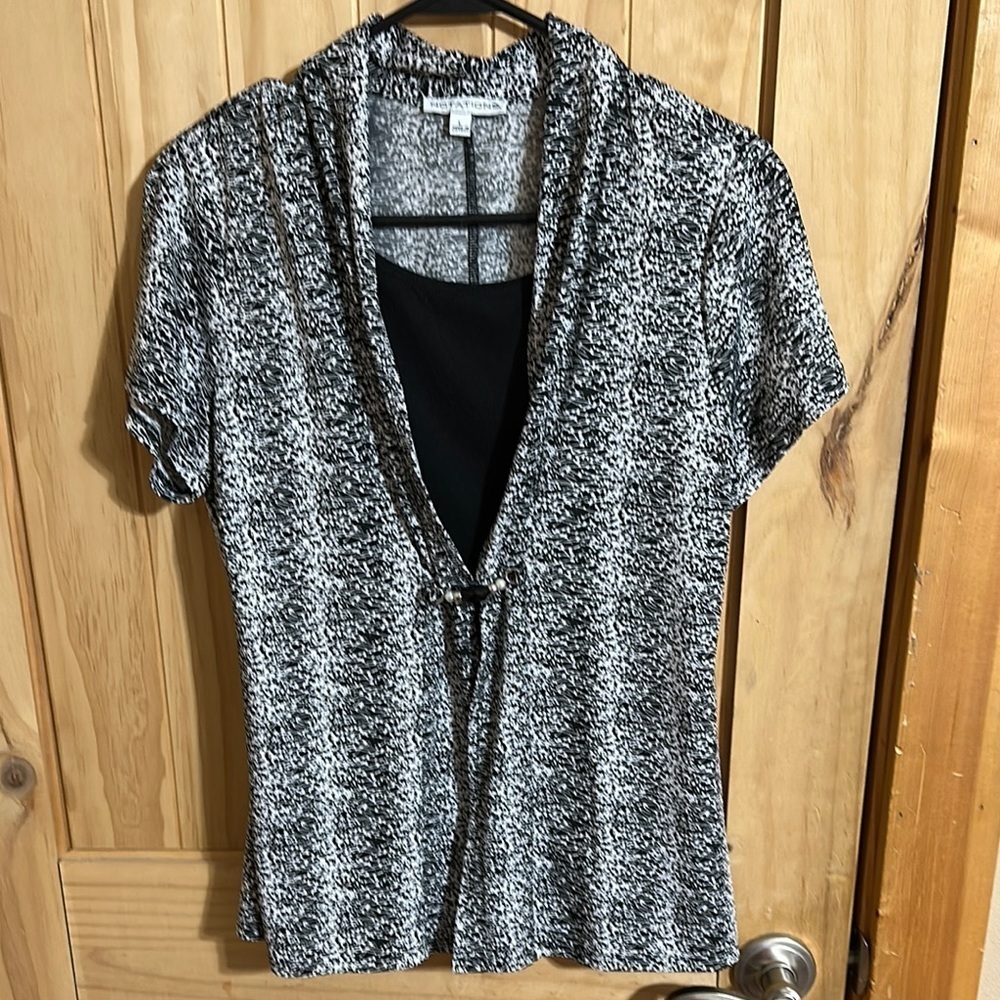 NOTATIONS Women's Black and White Top with liner tank top